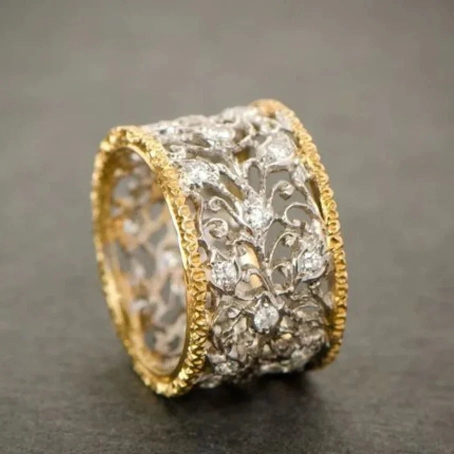 Daniella - Anillo de Hiedra de Zirconia Vintage