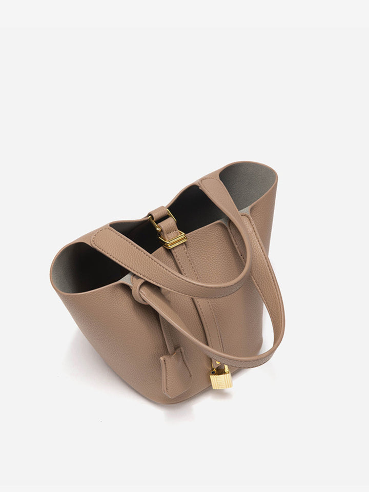 Basilia - Bolso tipo bucket