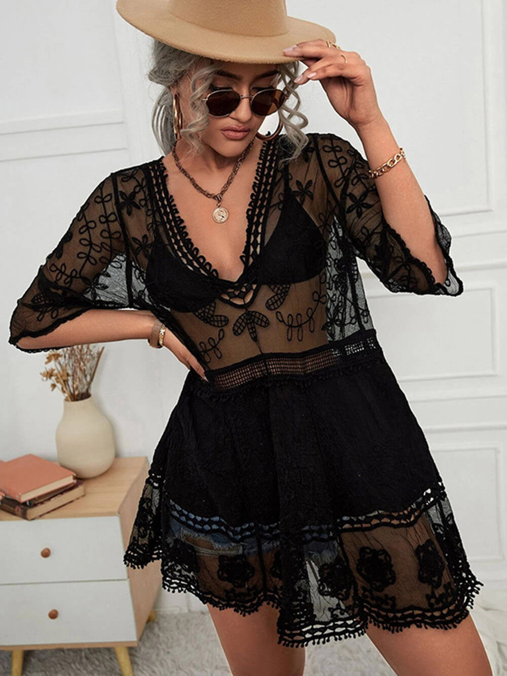 Valentina - Vestido Mini Suelto con Escote en V