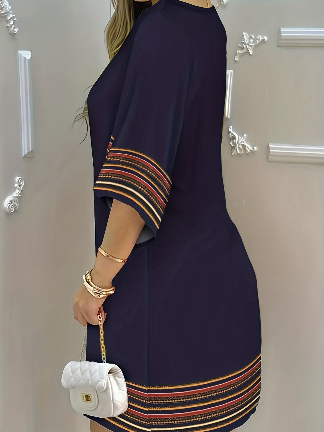Aitana  - Vestido de estampado floral pavo real