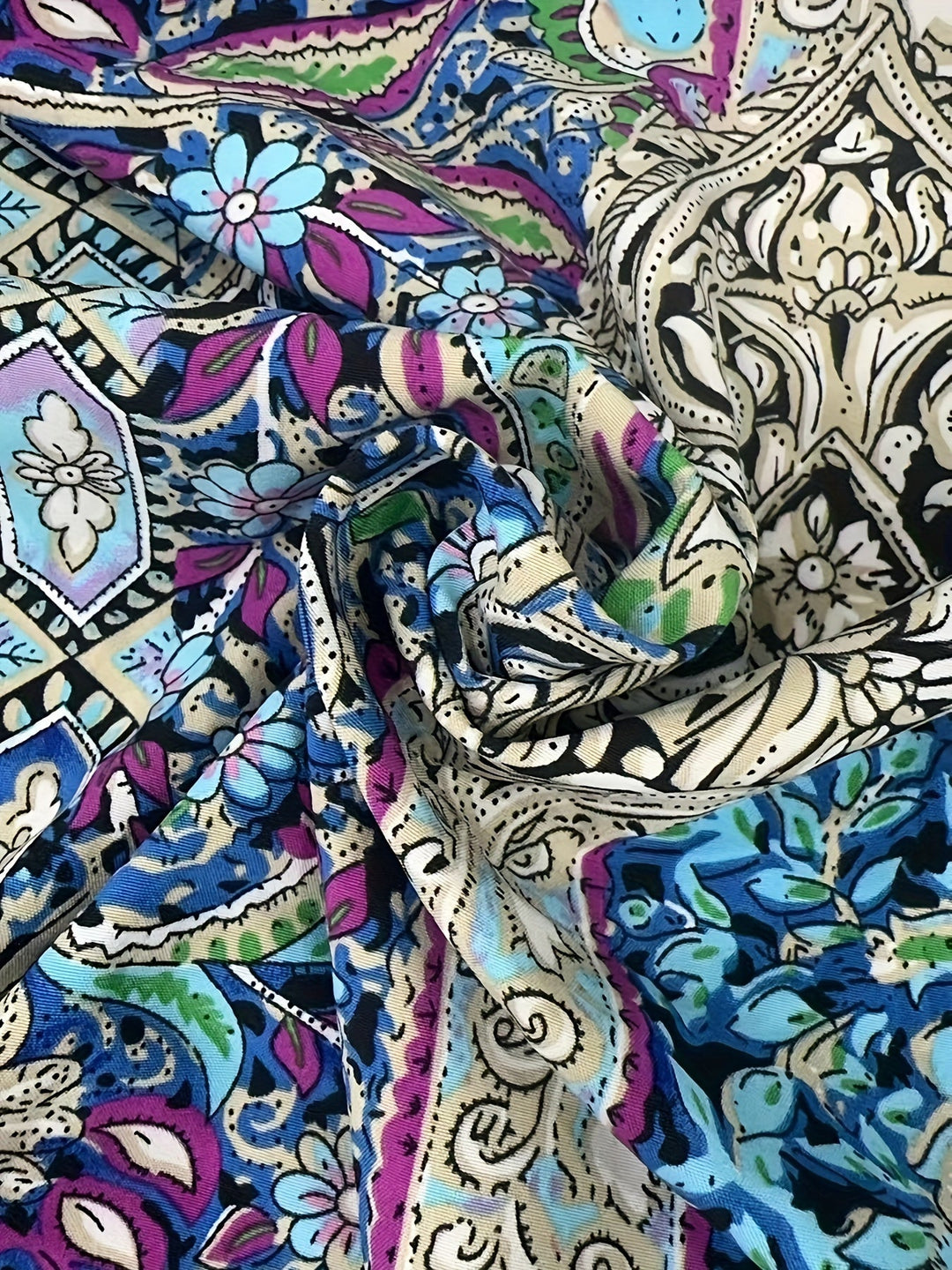 Ángeles - Halter con Estampado Paisley Hazel