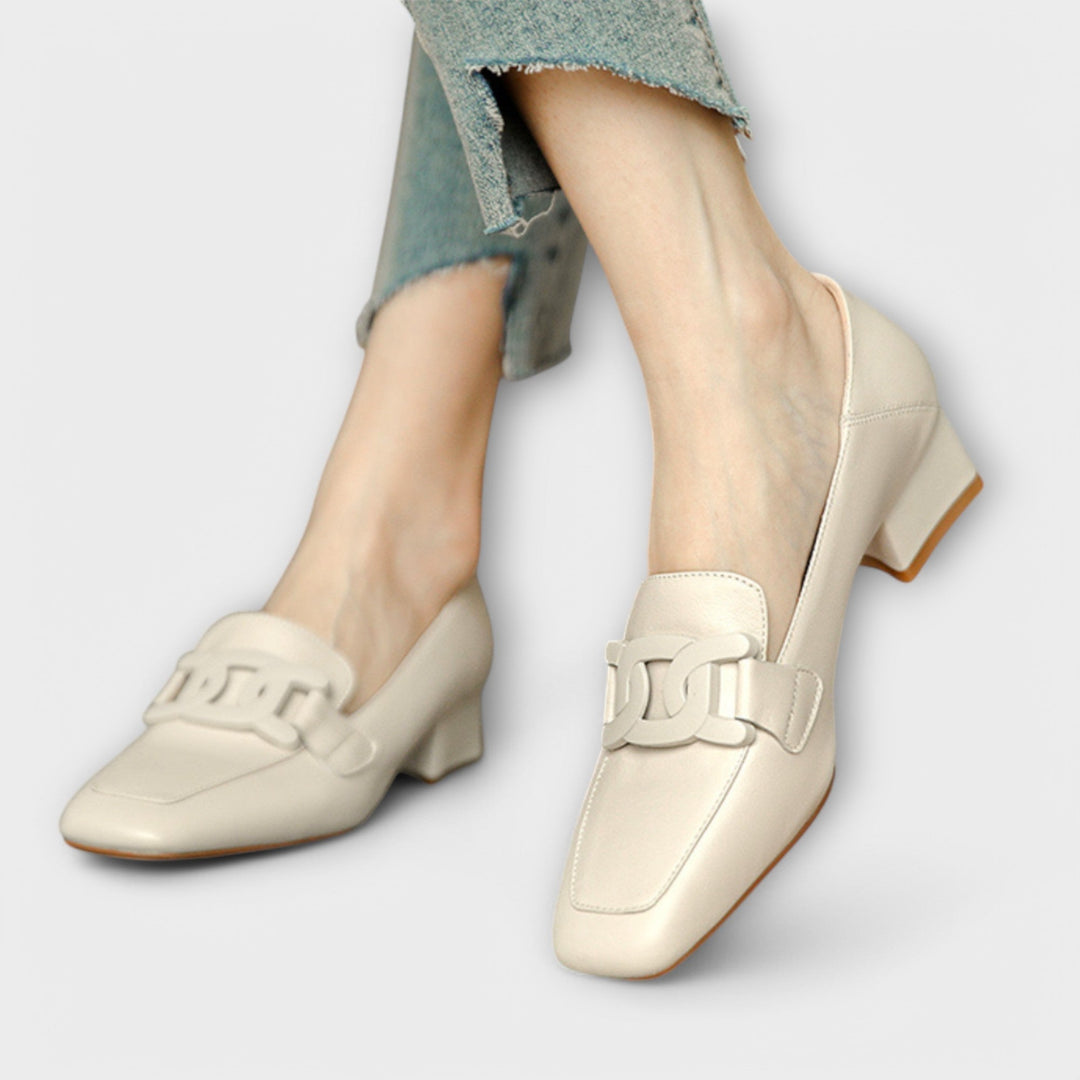 Monika - Mocasín