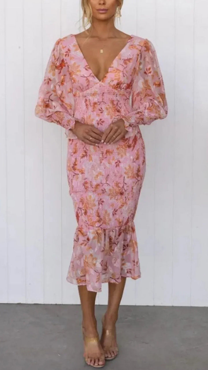 José | Impresionante Vestido de Flores