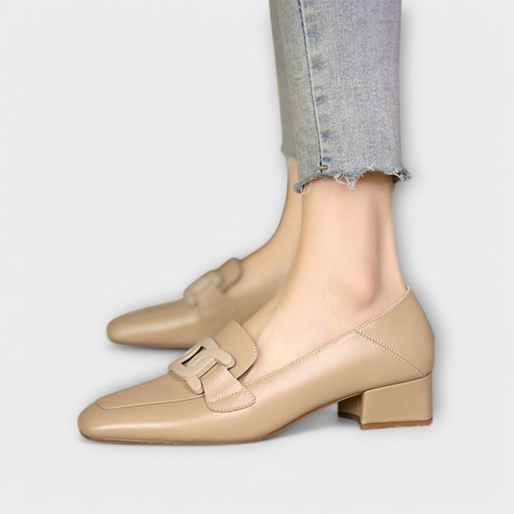 Monika - Mocasín