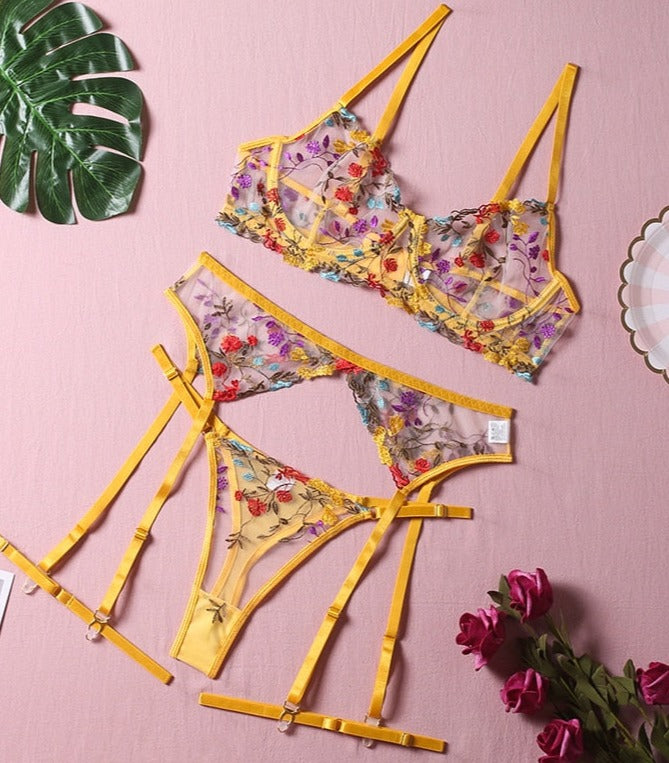 Vanessa| Conjunto de lencería francesa de 3 piezas