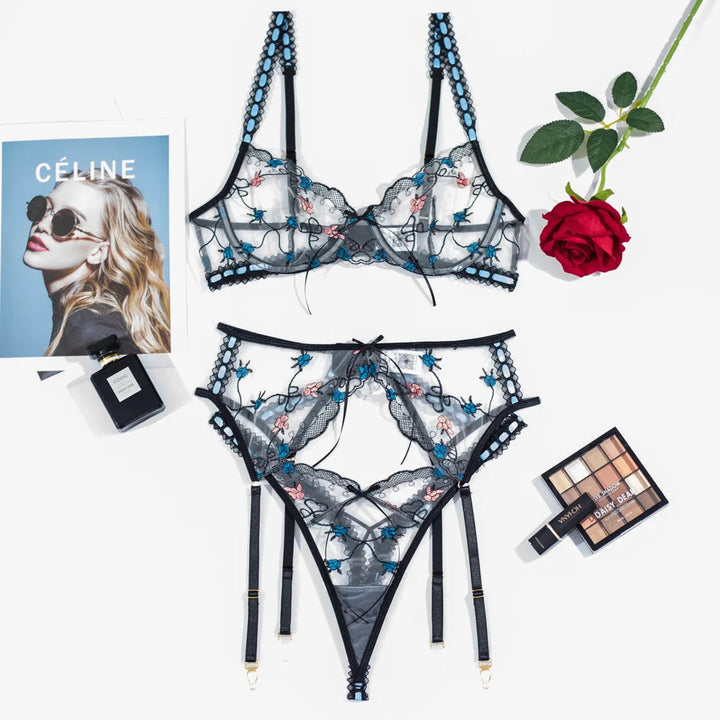 Fabiola | Conjunto de lencería francesa de 3 piezas