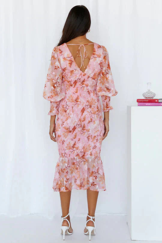 José | Impresionante Vestido de Flores