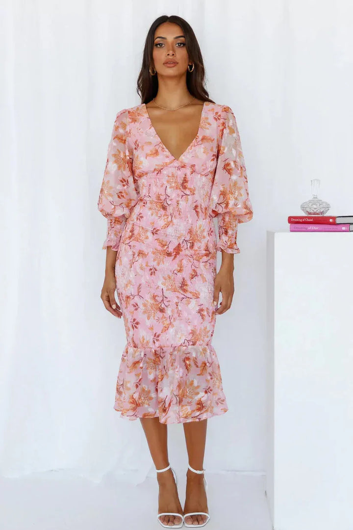 José | Impresionante Vestido de Flores